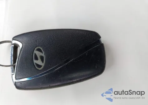 2017 Hyundai Azera Limited from USA, damaged, VIN KMHFH4JG9HA579223